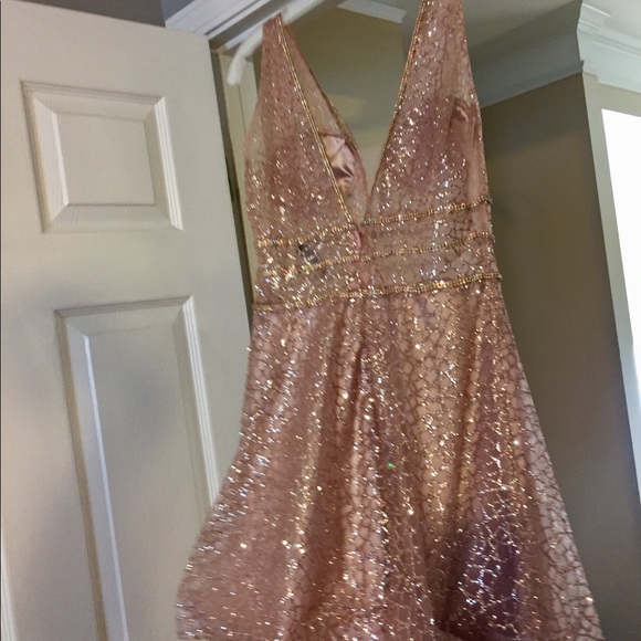 Short and extremely sexy fitted mini evening dress - Picture 5 of 7